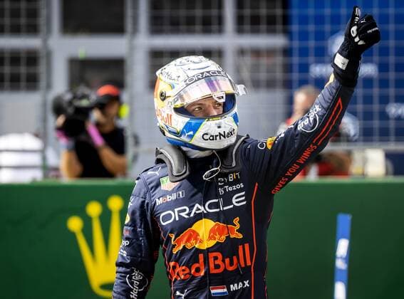 SPIELBERG - Max Verstappen (1) with the Oracle Red Bull Racing RB18 Honda after the pre-F1 Austrian Grand Prix Sprint race at the Red Bull Ring on July 9, 2022 in Spielberg, Austria. ANP SEM VAN DER WAL F1 Grand Prix of Austria - Sprint 2022 xVIxANPxSportx xxANPxIVx