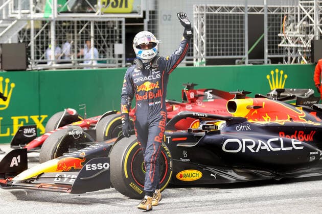FORMULA 1 - GP of Austria 2022 SPIELBERG,AUSTRIA,09.JUL.22 - MOTORSPORTS, FORMULA 1 - Grand Prix of Austria, Red Bull Ring, sprint race. Image shows the rejoicing of Max Verstappen (NED Red Bull Racing).  GEPAxpictures xChristianxWalgram