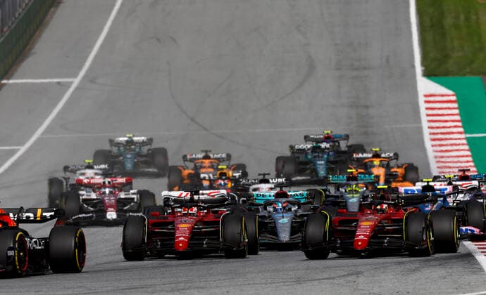 Start, Sprint Qualifying, 16 Charles Leclerc (MCO, Scuderia Ferrari), 55 Carlos Sainz (ESP, Scuderia Ferrari), F1 Grand Prix of Austria at Red Bull Ring on July 9, 2022 in Spielberg, Austria. (Photo by HOCH ZWEI) Spielberg Austria