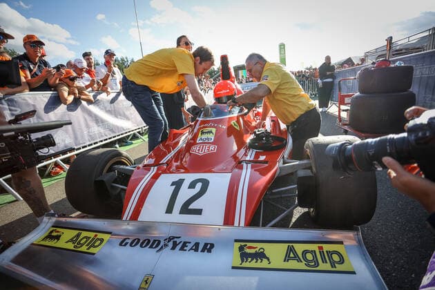 FORMULA 1 - GP of Austria 2022 SPIELBERG,AUSTRIA,09.JUL.22 - MOTORSPORTS, FORMULA 1 - Grand Prix of Austria, Red Bull Ring, Red Bull Legends Parade warm-up. Image shows Matthias Lauda (AUT).  GEPAxpictures xManfredxBinder
