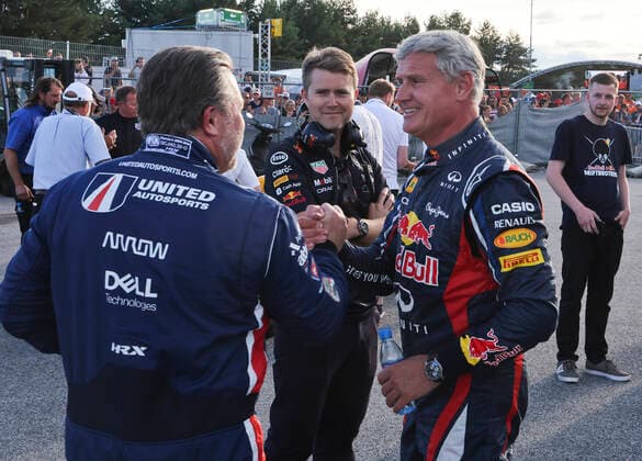 FORMULA 1 - GP of Austria 2022 SPIELBERG,AUSTRIA,09.JUL.22 - MOTORSPORTS, FORMULA 1 - Grand Prix of Austria, Red Bull Ring, Red Bull Legends Parade warm-up. Image shows Zak Brown and consultant David Coulthard (Red Bull Racing).  GEPAxpictures xWolfgangxGrebien
