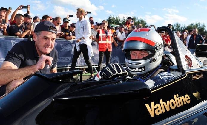 FORMULA 1 - GP of Austria 2022 SPIELBERG,AUSTRIA,09.JUL.22 - MOTORSPORTS, FORMULA 1 - Grand Prix of Austria, Red Bull Ring, Red Bull Legends Parade warm-up. Image shows Zak Brown.  GEPAxpictures xWolfgangxGrebien