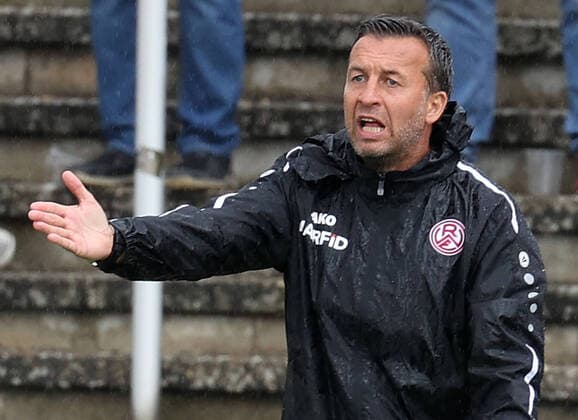 Cheftrainer Christoph Dabrowski (Rot-Weiss Essen) DFL REGULATIONS PROHIBIT ANY USE OF PHOTOGRAPHS AS IMAGE SEQUENCES AND OR QUASI-VIDEO.