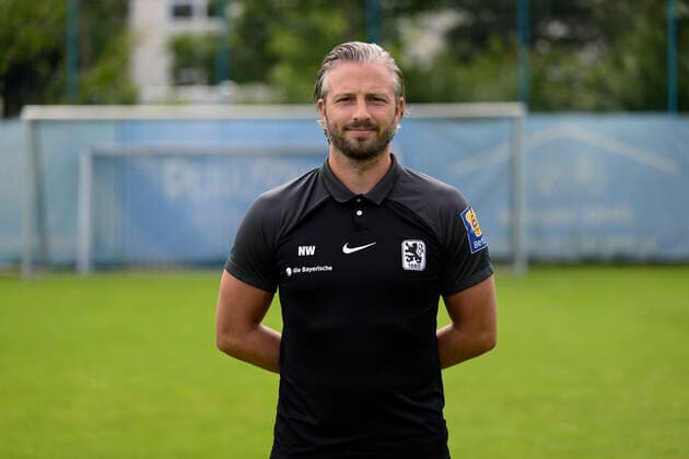 09.07.2022, Fussball 3. Liga 2022 2023, TSV 1860 München an der Grünwalder Strasse in München, Porträttermin 2022 2023, Physiotherapeut Nick Wurian