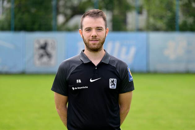 09.07.2022, Fussball 3. Liga 2022 2023, TSV 1860 München an der Grünwalder Strasse in München, Porträttermin 2022 2023, Teammanager Fatih Aslan