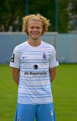 09.07.2022, Fussball 3. Liga 2022 2023, TSV 1860 München an der Grünwalder Strasse in München, Porträttermin 2022 2023, Jesper Verlaat (TSV 1860 München)
