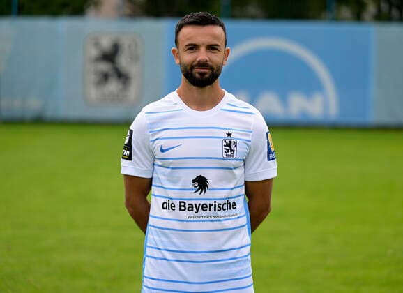 09.07.2022, Fussball 3. Liga 2022 2023, TSV 1860 München an der Grünwalder Strasse in München, Porträttermin 2022 2023, Albi Vrenezi (TSV 1860 München)