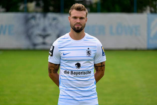 09.07.2022, Fussball 3. Liga 2022 2023, TSV 1860 München an der Grünwalder Strasse in München, Porträttermin 2022 2023, Yannick Deichmann (TSV 1860 München)