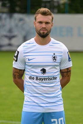 09.07.2022, Fussball 3. Liga 2022 2023, TSV 1860 München an der Grünwalder Strasse in München, Porträttermin 2022 2023, Yannick Deichmann (TSV 1860 München)