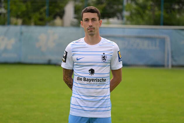09.07.2022, Fussball 3. Liga 2022 2023, TSV 1860 München an der Grünwalder Strasse in München, Porträttermin 2022 2023, Phillipp Steinhart (1860 München)