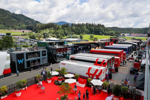 paddock with motorhome, hospitalities during the Formula 1 Rolex Grosser Preis Von Osterreich 2022, 2022 Austrian Grand Prix, 11th round of the 2022 FIA Formula One World Championship, WM, Weltmeisterschaft from July 8 to 10, 2022 on the Red Bull Ring, in Spielberg, Austria - F1 - AUSTRIAN GRAND PRIX 2022 - RACE DPPI Panoramic  00122027__V2_2339