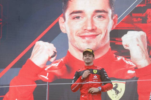 FORMULA 1 - GP of Austria 2022 SPIELBERG,AUSTRIA,10.JUL.22 - MOTORSPORTS, FORMULA 1 - Grand Prix of Austria, Red Bull Ring. Image shows the rejoicing of Charles Leclerc (MON Ferrari).  GEPAxpictures xChristianxWalgram