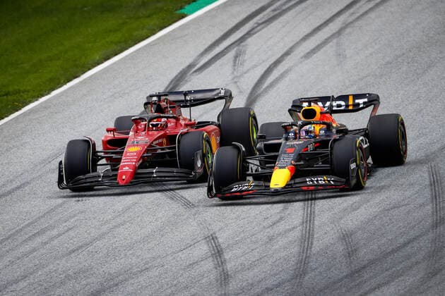 16 Charles Leclerc (MCO, Scuderia Ferrari), 1 Max Verstappen (NLD, Oracle Red Bull Racing), F1 Grand Prix of Austria at Red Bull Ring on July 10, 2022 in Spielberg, Austria. (Photo by HOCH ZWEI) Spielberg Austria