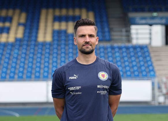 Janning Michels (Athletik - und Reha Trainer) ; Eintracht Braunschweig; 2.BL, Portraettermin 2022 2023