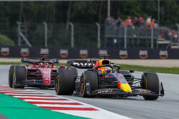 FORMULA 1 - GP of Austria 2022 SPIELBERG,AUSTRIA,10.JUL.22 - MOTORSPORTS, FORMULA 1 - Grand Prix of Austria, Red Bull Ring. Image shows Max Verstappen (NED Red Bull Racing) and Charles Leclerc (MCO Ferrari).  GEPAxpictures xManfredxBinder