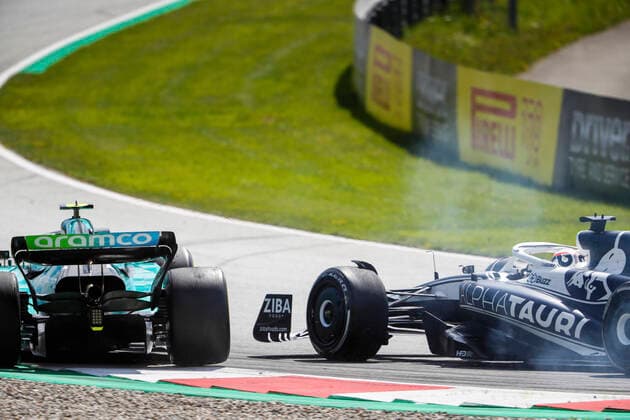 Crash between 5 Sebastian Vettel (DEU, Aston Martin Aramco Cognizant F1 Team) and 10 Pierre Gasly (FRA, Scuderia AlphaTauri), F1 Grand Prix of Austria at Red Bull Ring on July 10, 2022 in Spielberg, Austria. (Photo by HOCH ZWEI) Spielberg Austria