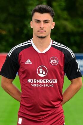 06.07.2022 - 1. FC Nürnberg FCN Club U23 - Regionalliga - Saison 2022 2023 - Fototermin Porträttermin Pressetermin Präsentation - Einzelbild Einzelfoto Portrait Porträt Kopfbild - - Shawn Blum (1. FC Nürnberg II ) Einzelbild Einzelfoto Portrait Porträt Kopfbild