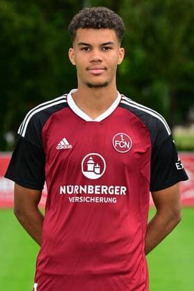 06.07.2022 - 1. FC Nürnberg FCN Club U23 - Regionalliga - Saison 2022 2023 - Fototermin Porträttermin Pressetermin Präsentation - Einzelbild Einzelfoto Portrait Porträt Kopfbild - - Jermain Nischalke (1. FC Nürnberg II ) Einzelbild Einzelfoto Portrait Porträt Kopfbild