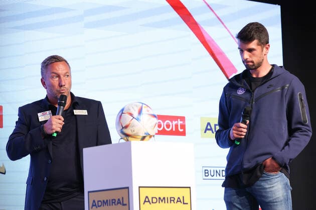 SOCCER - BL, press conference, PK, Pressekonferenz VIENNA,AUSTRIA,11.JUL.22 - SOCCER - ADMIRAL Bundesliga, season opening, press conference. Image shows head coach Manfred Schmid and Lukas Muehl (A.Wien).  GEPAxpictures xArminxRauthner