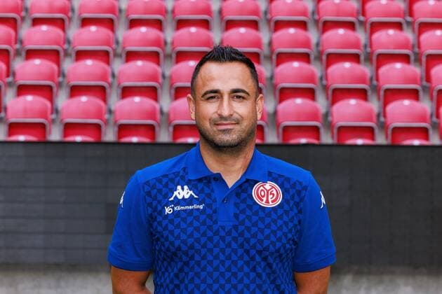 Mainz, MEWA-Arena, 11.07.2022, Mannschaftsfoto 1. Bundesliga - 1.FSV Mainz 05, Babak Keyhanfar (Co-Trainer)