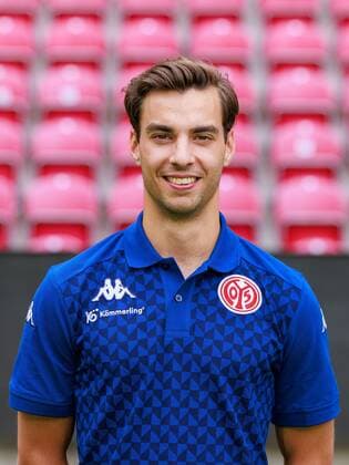 Mainz, MEWA-Arena, 11.07.2022, Mannschaftsfoto 1. Bundesliga - 1.FSV Mainz 05, Vincent Lorenz (Videoanalyse)