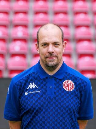 Mainz, MEWA-Arena, 11.07.2022, Mannschaftsfoto 1. Bundesliga - 1.FSV Mainz 05, Christopher Rohrbeck (Physiotherapeut)