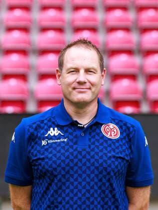 Mainz, MEWA-Arena, 11.07.2022, Mannschaftsfoto 1. Bundesliga - 1.FSV Mainz 05, Stefan Kamilli (Physiotherapeut)