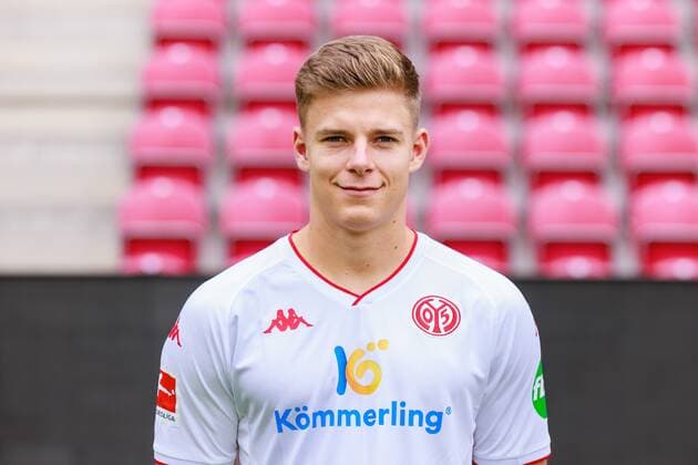 Mainz, MEWA-Arena, 11.07.2022, Mannschaftsfoto 1. Bundesliga - 1.FSV Mainz 05, Finn Dahmen (1)