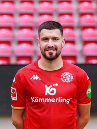 Mainz, MEWA-Arena, 11.07.2022, Mannschaftsfoto 1. Bundesliga - 1.FSV Mainz 05, Aaron Martin (3)