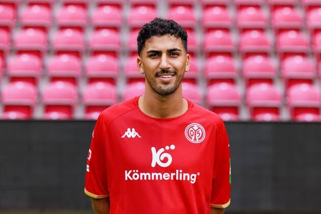Mainz, MEWA-Arena, 11.07.2022, Mannschaftsfoto 1. Bundesliga - 1.FSV Mainz 05, Aymen Barkok (4)