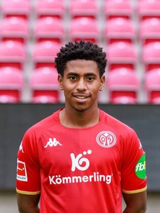 Mainz, MEWA-Arena, 11.07.2022, Mannschaftsfoto 1. Bundesliga - 1.FSV Mainz 05, Leandro Barreiro (8)