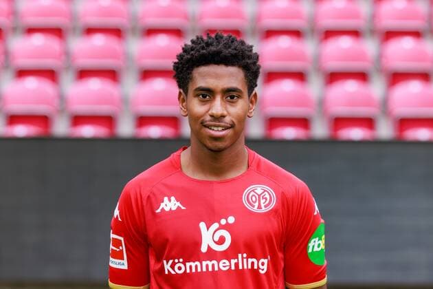 Mainz, MEWA-Arena, 11.07.2022, Mannschaftsfoto 1. Bundesliga - 1.FSV Mainz 05, Leandro Barreiro (8)