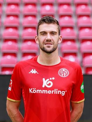 Mainz, MEWA-Arena, 11.07.2022, Mannschaftsfoto 1. Bundesliga - 1.FSV Mainz 05, Stefan Bell (16)