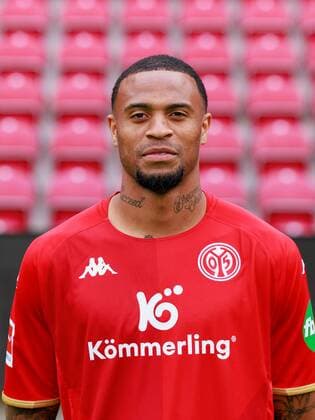 Mainz, MEWA-Arena, 11.07.2022, Mannschaftsfoto 1. Bundesliga - 1.FSV Mainz 05, Delano Burgzorg (37)