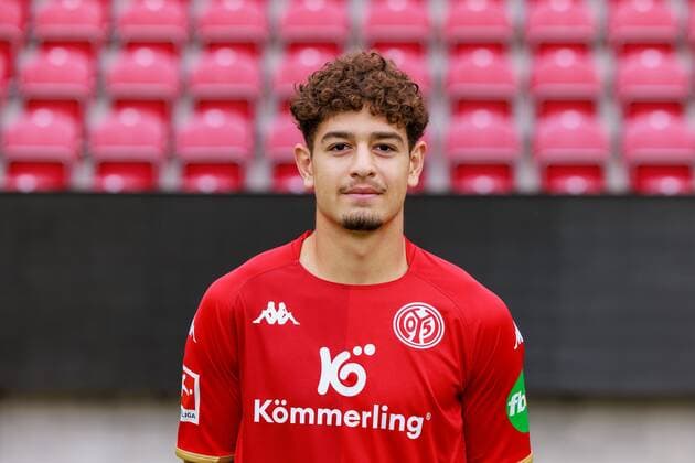 Mainz, MEWA-Arena, 11.07.2022, Mannschaftsfoto 1. Bundesliga - 1.FSV Mainz 05, Ben Bobzien (38)