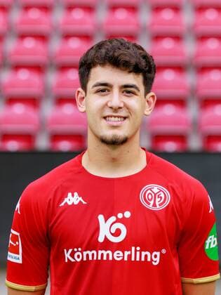 Mainz, MEWA-Arena, 11.07.2022, Mannschaftsfoto 1. Bundesliga - 1.FSV Mainz 05, Eniss Shabani (41)