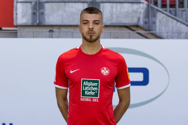 Julian Niehues (1.FC Kaiserslautern), Medientag, 1.FC Kaiserslautern, 2. Bundesliga, Fussball, 12.07.2022 Medientag, 1.FC Kaiserslautern, 2. Bundesliga, Fussball, 12.07.2022 Copyright: xEibner-Pressefoto AlexanderxNeisx