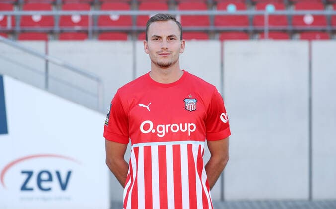 Teampraesentation Zwickau 12.07.2021 Leonhard von Schroetter (29, Zwickau); FSV Zwickau; 3.Liga, Porträttermin 2022 2023 , Zwickau, 12.07.2021, GGZ Arena Zwickau, Fussball ,