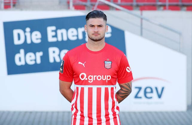 Teampraesentation Zwickau 12.07.2021 Dominic Baumann (28, Zwickau); FSV Zwickau; 3.Liga, Porträttermin 2022 2023 , Zwickau, 12.07.2021, GGZ Arena Zwickau, Fussball ,