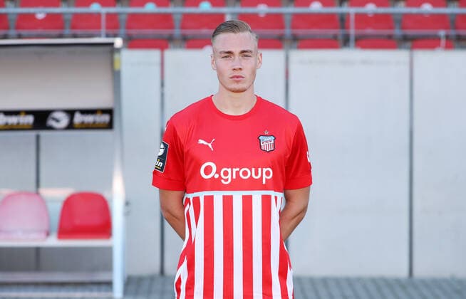 Teampraesentation Zwickau 12.07.2021 Lukas Krüger Krueger (23, Zwickau); FSV Zwickau; 3.Liga, Porträttermin 2022 2023 , Zwickau, 12.07.2021, GGZ Arena Zwickau, Fussball ,