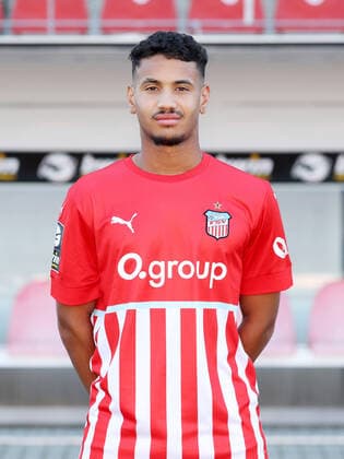 Teampraesentation Zwickau 12.07.2021 Noah Shawn Agbaje (20, Zwickau); FSV Zwickau; 3.Liga, Porträttermin 2022 2023 , Zwickau, 12.07.2021, GGZ Arena Zwickau, Fussball ,