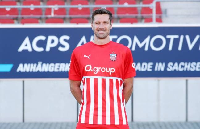 Teampraesentation Zwickau 12.07.2021 Ronny König Koenig (15, Zwickau); FSV Zwickau; 3.Liga, Porträttermin 2022 2023 , Zwickau, 12.07.2021, GGZ Arena Zwickau, Fussball ,