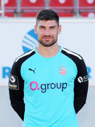 Teampraesentation Zwickau 12.07.2021 Torhüter Johannes Brinkies (1, Zwickau); FSV Zwickau; 3.Liga, Porträttermin 2022 2023 , Zwickau, 12.07.2021, GGZ Arena Zwickau, Fussball ,