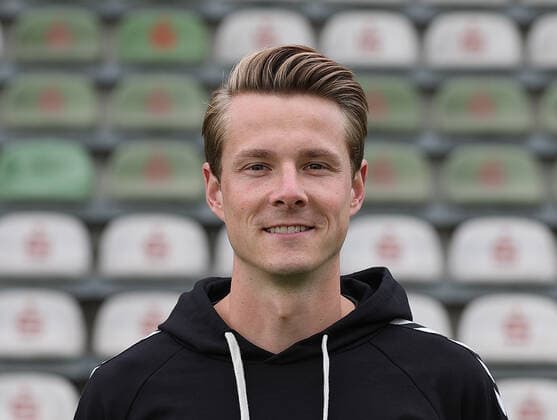Cheftrainer Lukas Pfeiffer ;VfB Luebeck, RL Nord, Portraettermin 2022 2023