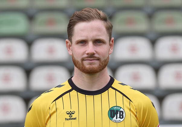 Eric Gruendemann (VfB Luebeck);VfB Luebeck, RL Nord, Portraettermin 2022 2023