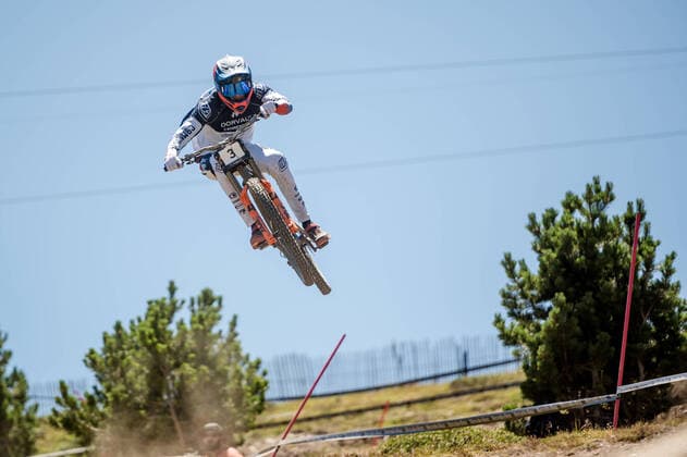 Sport Bilder des Tages UCI Mountain Bike World CUP 2022 Training Day Downhill Training Days DHI UCI Mountain Bike World CUP 2022, in La Massana, Andorra, on july 14, 2022. La Massana Andorra  Copyright: xArturoxJimenezx originalFilename:jimenez-notitle220714_np98A.jpg