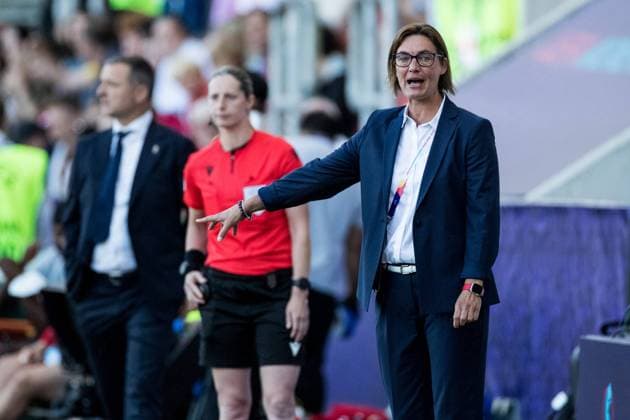 UEFA WOMEN’S EURO ENGLAND 2022: Frankreich - Belgien; 14.07.2022 Corinne Diacre (Trainerin Frankreich) UEFA WOMEN’S EURO ENGLAND 2022: Frankreich - Belgien; New York Stadium, Rotherham, 14.07.2022 Copyright: xBEAUTIFULxSPORTS Wunderlx