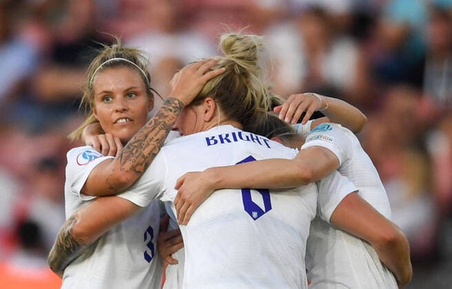 15th July 2022, Saint Mary s Stadium, Southampton, Hampshire, England: Womens European International football tournament; N. Ireland versus England; Rachel Daly celebrates with Beth Mead of England after she scored a goal in 45th minute 0-2  ActionPlus12409037 SimonxWest