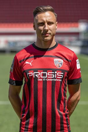 Dominik Franke (3 FCI) ; FC Ingolstadt 04; 3.Liga, Porträttermin 2022 2023, 3. Liga - FC Ingolstadt 04 Saison 2022 2023