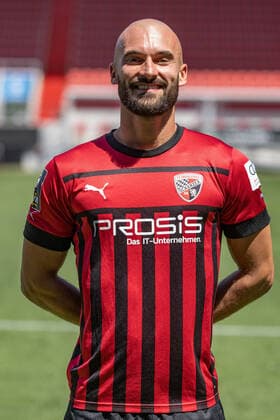 Nico Antonitsch (5, FCI) ; FC Ingolstadt 04; 3.Liga, Porträttermin 2022 2023, 3. Liga - FC Ingolstadt 04 Saison 2022 2023